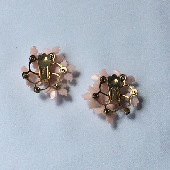Vintage Coro  Clip On Earrings Pink Cluster Floral Flower Pedals  Rhinestones - Picture 3 of 3
